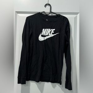 Nike Logo Long Sleeve Tee